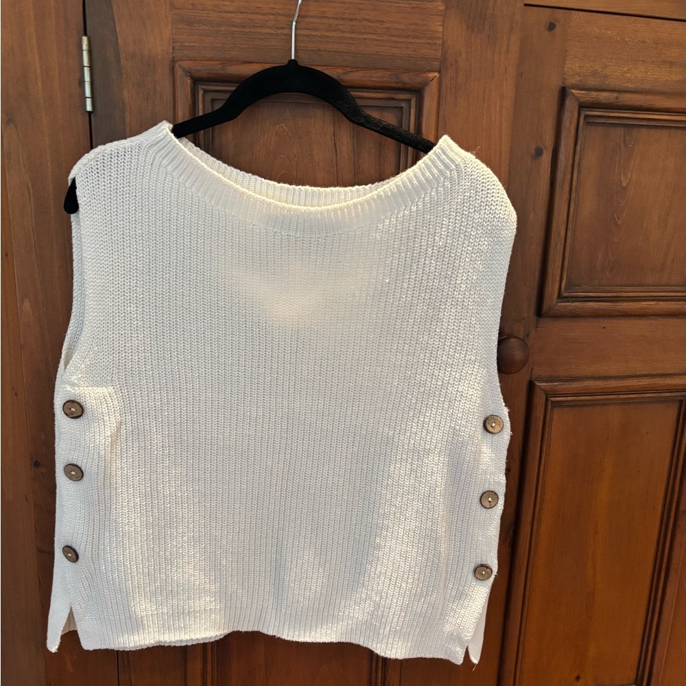 Simons side buttons knit tank - Picture 4 of 8